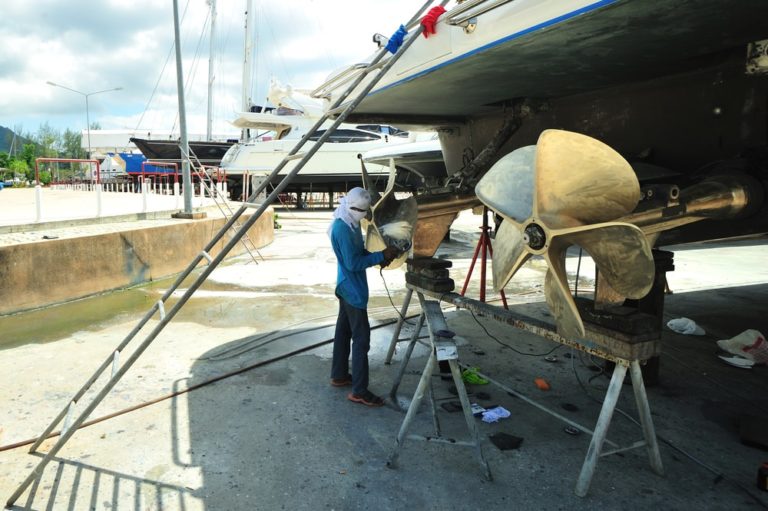 Tips to Negotiating Yacht Repair Cost CHI Yacht Refinishing